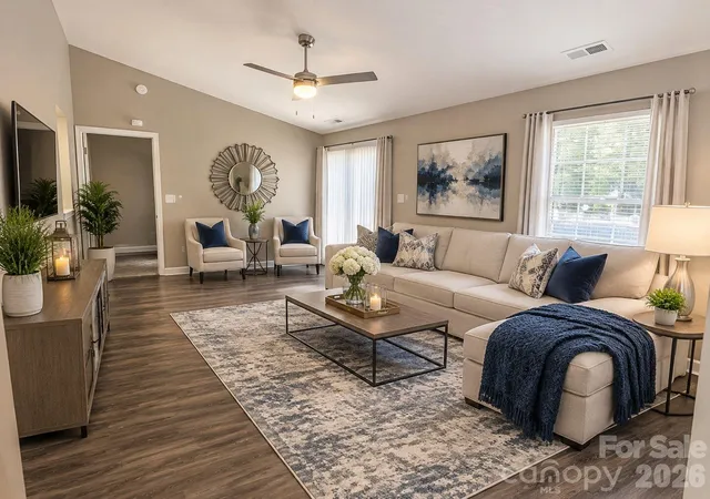 Photo 2 of Sale Pending at 537 Kingville Dr, Charlotte, NC 28213 | MLS# 4437465 | Listing updated on 2026-10-25