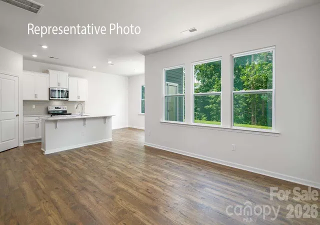 Photo 2 of Single family home for sale at 2840 Frances View Ln, Lincolnton, NC 28092 | MLS# 4437488 | Listing updated on 2026-10-24