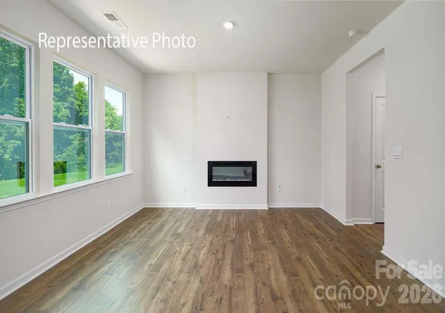 Photo 4 of Single family home for sale at 2840 Frances View Ln, Lincolnton, NC 28092 | MLS# 4437488 | Listing updated on 2026-10-24
