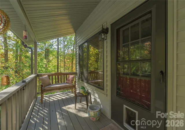 Photo 3 of Single family home for sale at 11 Grant Pl, Clyde, NC 28721 | MLS# 4437497 | Listing updated on 2026-10-26