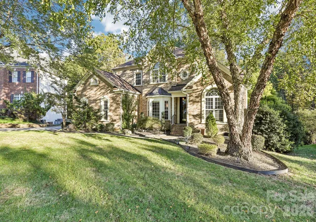 Photo 1 of Single family home for sale at 1679 Sanridge Wind Ln, Charlotte, NC 28262 | MLS# 4437498 | Listing updated on 2026-10-29