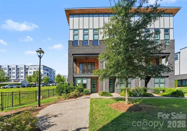 Photo 1 of Townhouse for sale at 2531 Irwin Strm Rd, Charlotte, NC 28208 | MLS# 4437499 | Listing updated on 2026-10-28