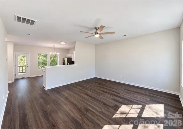Photo 2 of Single family home for sale at 7006 Wandering Crk Dr, Charlotte, NC 28216 | MLS# 4437500 | Listing updated on 2026-10-24