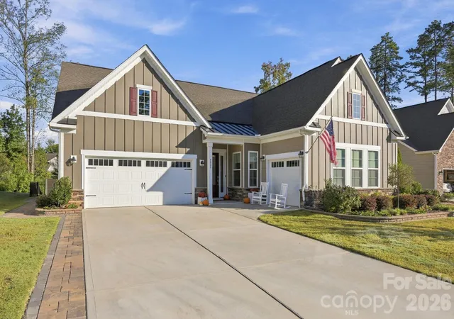 Photo 1 of Single family home for sale at 4025 Pollock View, Mount Holly, NC 28120 | MLS# 4437503 | Listing updated on 2026-10-26