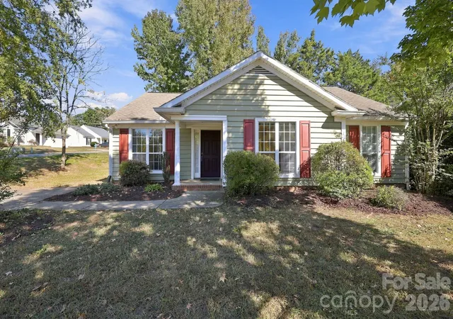 Photo 1 of Single family home for sale at 3335 English Ct, Concord, NC 28027 | MLS# 4437504 | Listing updated on 2026-10-30