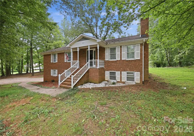 Photo 1 of Single family home for sale at 3707 Welcome Arcadia Rd, Lexington, NC 27295 | MLS# 4437526 | Listing updated on 2026-10-29