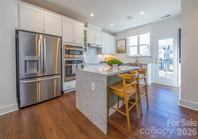 Photo 4 of Townhouse for sale at 1509 Levy Way, Charlotte, NC 28205 | MLS# 4437531 | Listing updated on 2026-10-24
