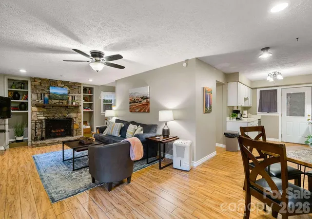 Photo 3 of Single family home for sale at 950 Main St, Chimney Rock, NC 28720 | MLS# 4437545 | Listing updated on 2026-10-24