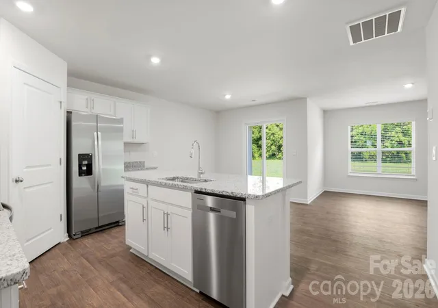 Photo 1 of Single family home for sale at 183 Wildbrook Dr, Waynesville, NC 28785 | MLS# 4437564 | Listing updated on 2026-10-24
