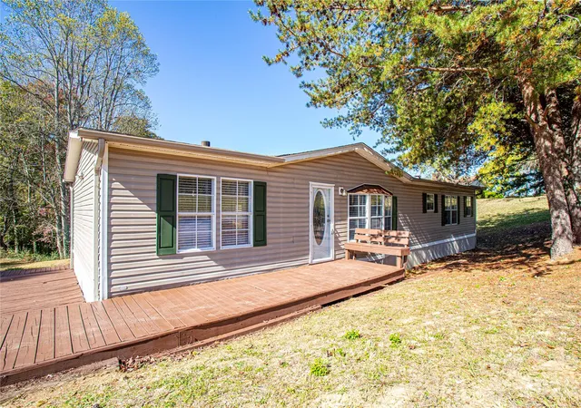 Photo 1 of Single family home for sale at 366 Dix Crk No 1 Rd, Leicester, NC 28748 | MLS# 4437571 | Listing updated on 2026-10-28