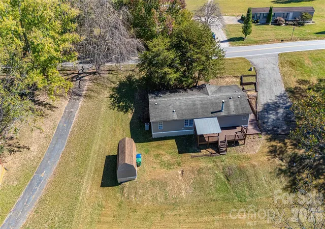 Photo 2 of Single family home for sale at 366 Dix Crk No 1 Rd, Leicester, NC 28748 | MLS# 4437571 | Listing updated on 2026-10-28