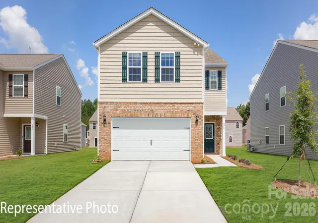 Photo 1 of Single family home for sale at 2836 Frances View Ln, Lincolnton, NC 28092 | MLS# 4437598 | Listing updated on 2026-10-24