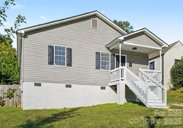 Photo 1 of Single family home for sale at 1521 Sumter Ave, Charlotte, NC 28208 | MLS# 4437610 | Listing updated on 2026-10-28