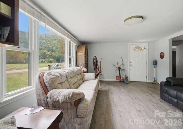 Photo 4 of Single family home for sale at 1015 Mundy Fld Rd, Canton, NC 28716 | MLS# 4437612 | Listing updated on 2026-10-28