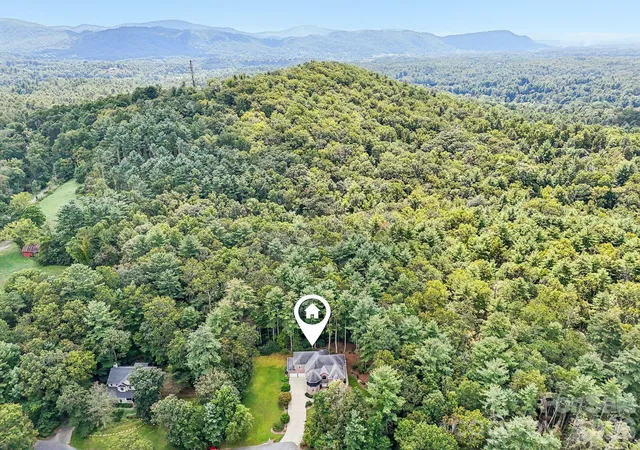 Photo 2 of Single family home for sale at 15 Madelyn Ln, Fairview, NC 28730 | MLS# 4437619 | Listing updated on 2026-10-25