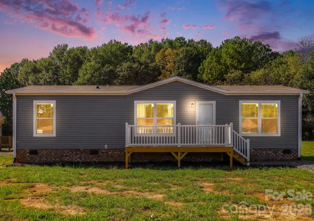 Photo 1 of Single family home for sale at 806 Eagleview Ln, Lawndale, NC 28090 | MLS# 4437623 | Listing updated on 2026-10-24