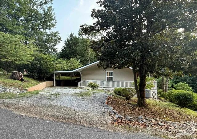 Photo 3 of Single family home for sale at 130 Sherwood Dr, Lake Lure, NC 28746 | MLS# 4437633 | Listing updated on 2026-10-24