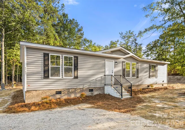 Photo 1 of Single family home for sale at 1743 Beaker Rd, Heath Springs, SC 29058 | MLS# 4437647 | Listing updated on 2026-10-28