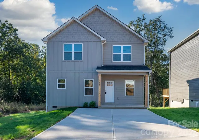 Photo 1 of Single family home for sale at 1429 10th Avenue SW, Hickory, NC 28602 | MLS# 4437660 | Listing updated on 2026-10-28