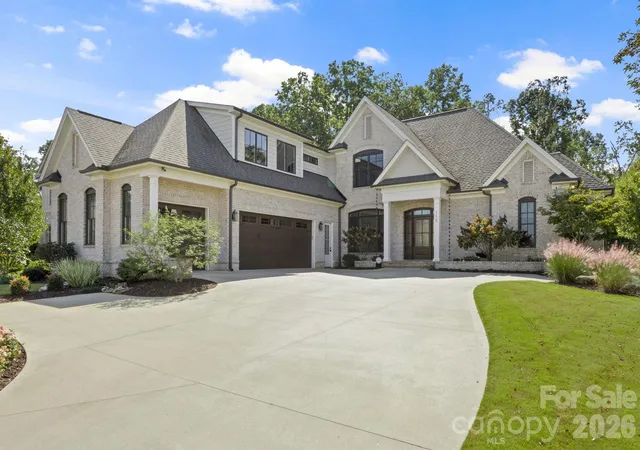 Single family home for sale at 116 Fernbank Ct, Simpsonville, SC 29681 | MLS# 4437667