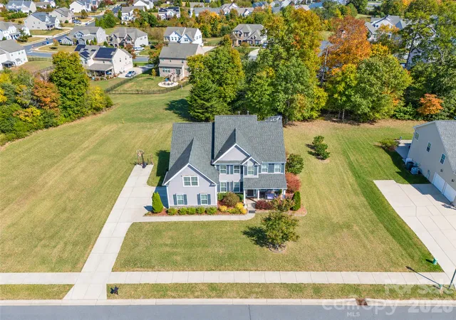 Photo 1 of Single family home for sale at 7199 Old Valley Way, Harrisburg, NC 28075 | MLS# 4437701 | Listing updated on 2026-10-29