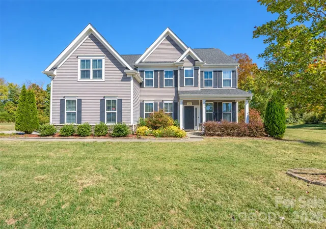 Photo 1 of Single family home for sale at 7199 Old Valley Way, Harrisburg, NC 28075 | MLS# 4437701 | Listing updated on 2026-10-29