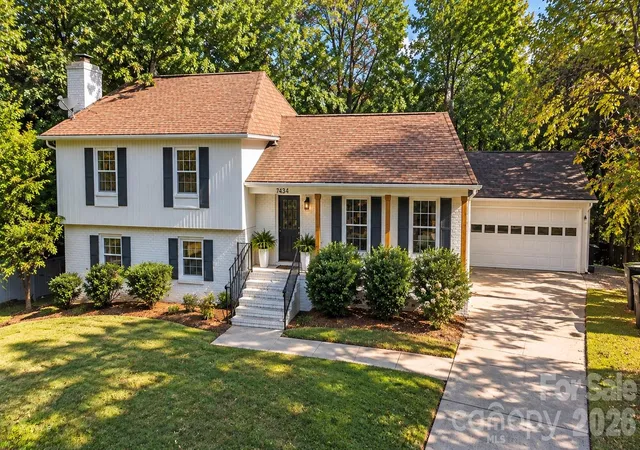 Photo 1 of Single family home for sale at 7434 Kilcullen Dr, Charlotte, NC 28270 | MLS# 4437710 | Listing updated on 2026-10-25