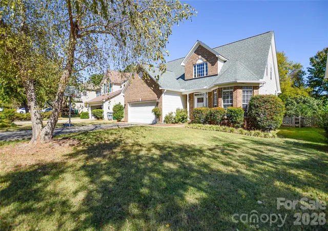 Photo 2 of Single family home for sale at 9721 Autumn Applause Dr, Charlotte, NC 28277 | MLS# 4437711 | Listing updated on 2026-10-27