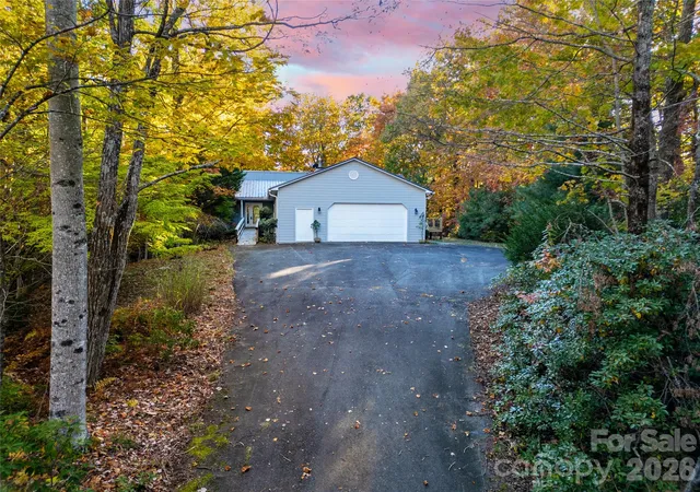 Photo 1 of Single family home for sale at 26 Fjord Rd, Rosman, NC 28772 | MLS# 4437714 | Listing updated on 2026-10-30