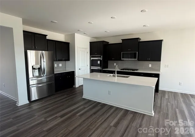 Photo 2 of Single family home for sale at 290 Waxhaw Village Rd #290, Lancaster, SC 29720 | MLS# 4437719 | Listing updated on 2026-10-26