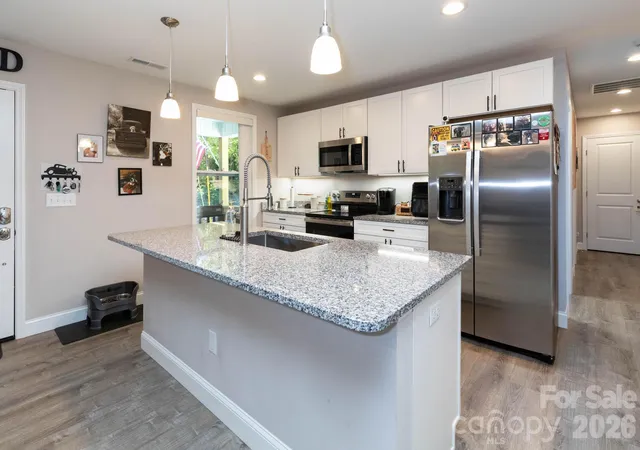 Photo 3 of Single family home for sale at 102 Reuben Branch Rd, Maggie Valley, NC 28751 | MLS# 4437731 | Listing updated on 2026-10-26