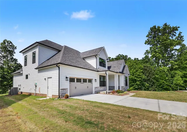 Photo 3 of Single family home for sale at 9925 Ardley Park Way, Mint Hill, NC 28227 | MLS# 4437732 | Listing updated on 2026-10-28
