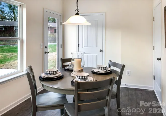 Photo 2 of Single family home for sale at 624 Rowe Xing Dr #37, Newton, NC 28658 | MLS# 4437734 | Listing updated on 2026-10-27
