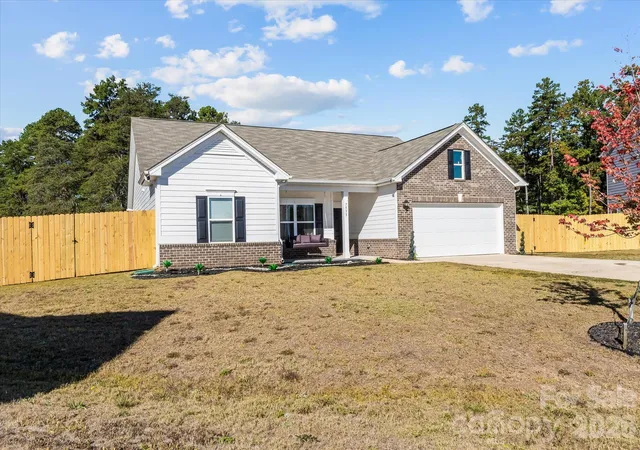Photo 1 of Single family home for sale at 7533 Bridle Ct #5, Sherrills Ford, NC 28673 | MLS# 4437770 | Listing updated on 2026-10-28