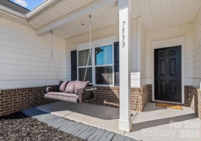 Photo 2 of Single family home for sale at 7533 Bridle Ct #5, Sherrills Ford, NC 28673 | MLS# 4437770 | Listing updated on 2026-10-28