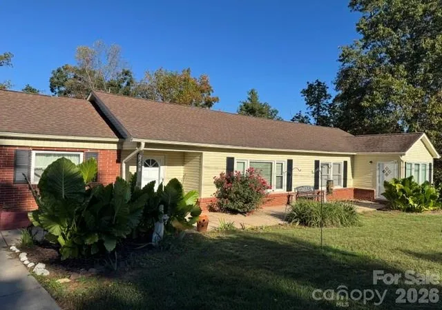 Photo 1 of Single family home for sale at 2298 Lail Rd, Morganton, NC 28655 | MLS# 4437790 | Listing updated on 2026-10-29