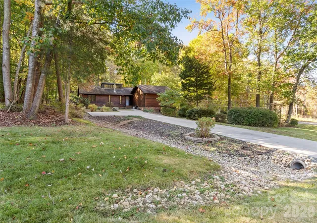 Single family home for sale at 5768 Windworth Drie Dr, Winston Salem, NC 27106 | MLS# 4437805