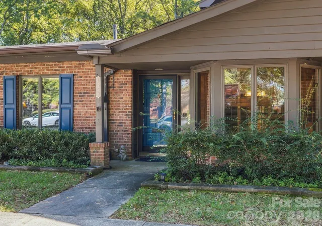 Photo 1 of Townhouse for sale at 5429 Sharon Rd, Charlotte, NC 28210 | MLS# 4437807 | Listing updated on 2026-10-27