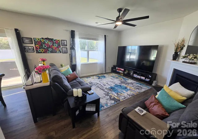 Photo 3 of Single family home for sale at 274 Wheatfield Rd, Fletcher, NC 28732 | MLS# 4437818 | Listing updated on 2026-10-30