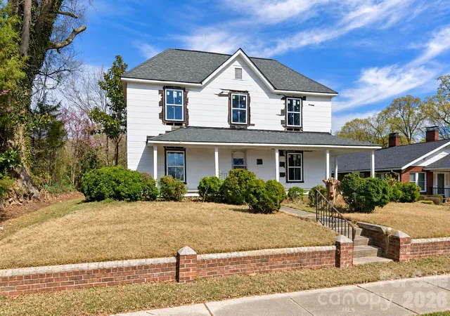 Photo 1 of Single family home for sale at 723 Pee Dee Ave, Albemarle, NC 28001 | MLS# 4437820 | Listing updated on 2026-10-27