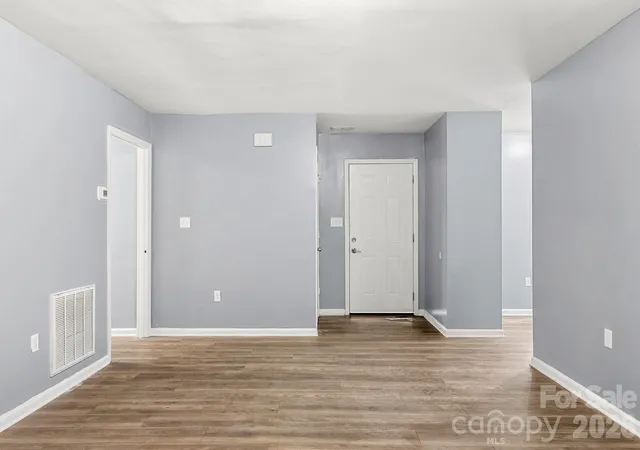 Photo 4 of Single family home for sale at 710 Selma Burke Ln, Matthews, NC 28105 | MLS# 4437830 | Listing updated on 2026-10-27