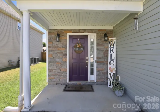 Photo 2 of Single family home for sale at 648 Winding Branch Rd, Rock Hill, SC 29732 | MLS# 4437833 | Listing updated on 2026-10-26