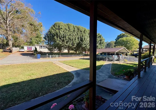 Photo 3 of Single family home for sale at 41 Eye View Rd, Candler, NC 28715 | MLS# 4437866 | Listing updated on 2026-10-29