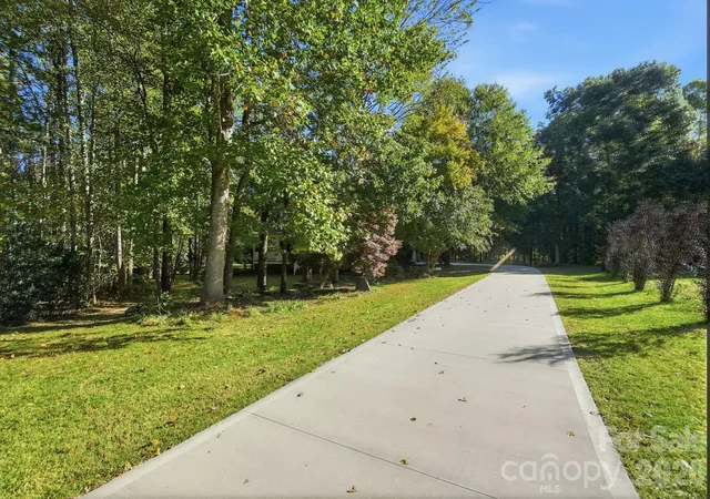 Photo 3 of Single family home for sale at 293 Fairfield Ln, Salisbury, NC 28146 | MLS# 4437867 | Listing updated on 2026-10-30