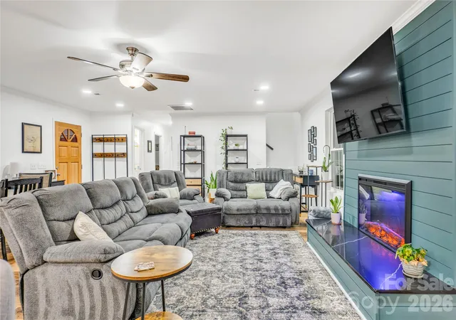 Photo 4 of Single family home for sale at 6419 Saddlewood Dr, Waxhaw, NC 28173 | MLS# 4437874 | Listing updated on 2026-10-28