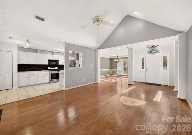 Photo 3 of Single family home for sale at 9115 Pine Springs Ct, Huntersville, NC 28078 | MLS# 4437877 | Listing updated on 2026-10-31
