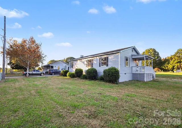 Single family home for sale at 11504 Moores Chapel Rd, Charlotte, NC 28214 | MLS# 4437897