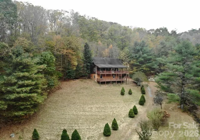 Photo 3 of Single family home for sale at 4271 Old Fld Crk Rd, Grassy Creek, NC 28631 | MLS# 4437951 | Listing updated on 2026-10-27