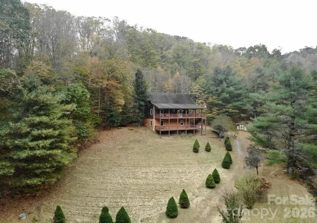 Photo 4 of Single family home for sale at 4271 Old Fld Crk Rd, Grassy Creek, NC 28631 | MLS# 4437951 | Listing updated on 2026-10-27