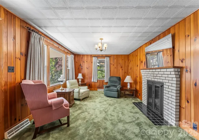 Photo 4 of Single family home for sale at 6423 US 70 Hwy E, Nebo, NC 28761 | MLS# 4437960 | Listing updated on 2026-10-27